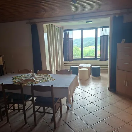 Apartman Skrivnosti Gozda Šmarje pri Jelšah
