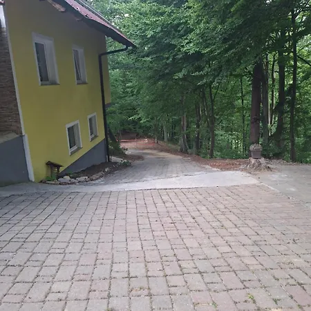 Apartman Skrivnosti Gozda