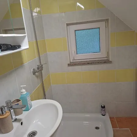 Apartman Skrivnosti Gozda Šmarje pri Jelšah